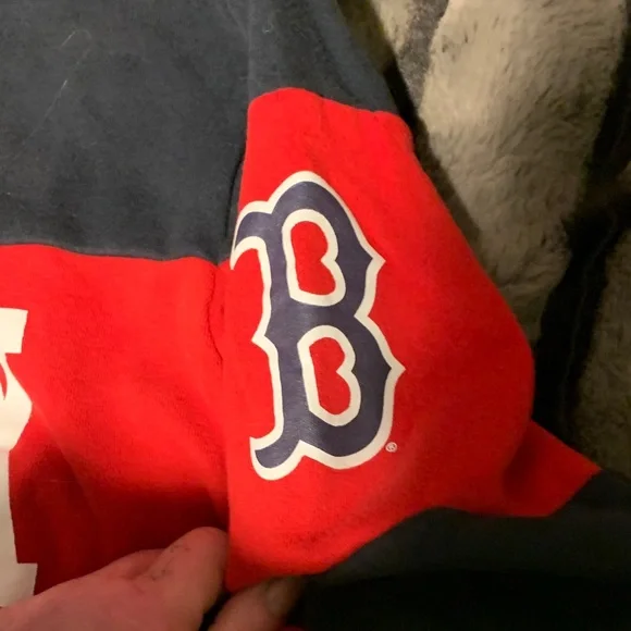 #372 ‘47 Men's Red Sox Navy and Red Crewneck Sweater - Picture 4 of 6